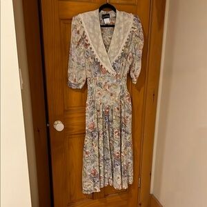 Vintage Joseph Ribkoff Floral Lace-Trimmed Dress From the 80s.